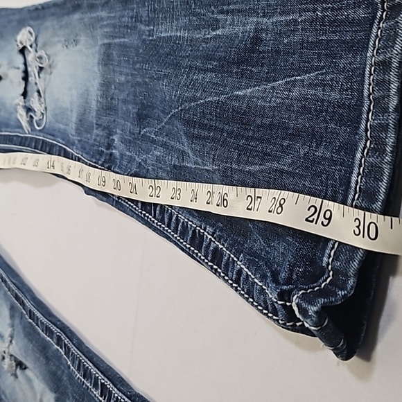 Miss Me Jeans 25 31 inseam embellished rhinestone pockets - Picture 11 of 11